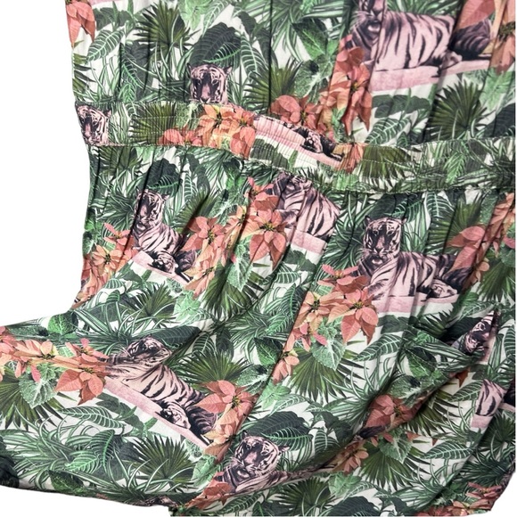 Hard to Find EMMA COOK Viscose Hawaiian Tiger Print Short Sleeve Romper M/L - Picture 8 of 9